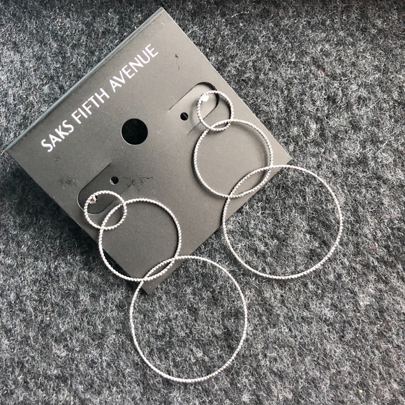 Saks Fifth Avenue triple circle earrings - Picture 1 of 4